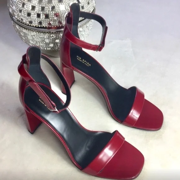 Ultra high heel - Picture 3 of 6